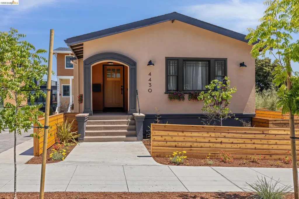 4430 Howe Street Oakland CA 94611