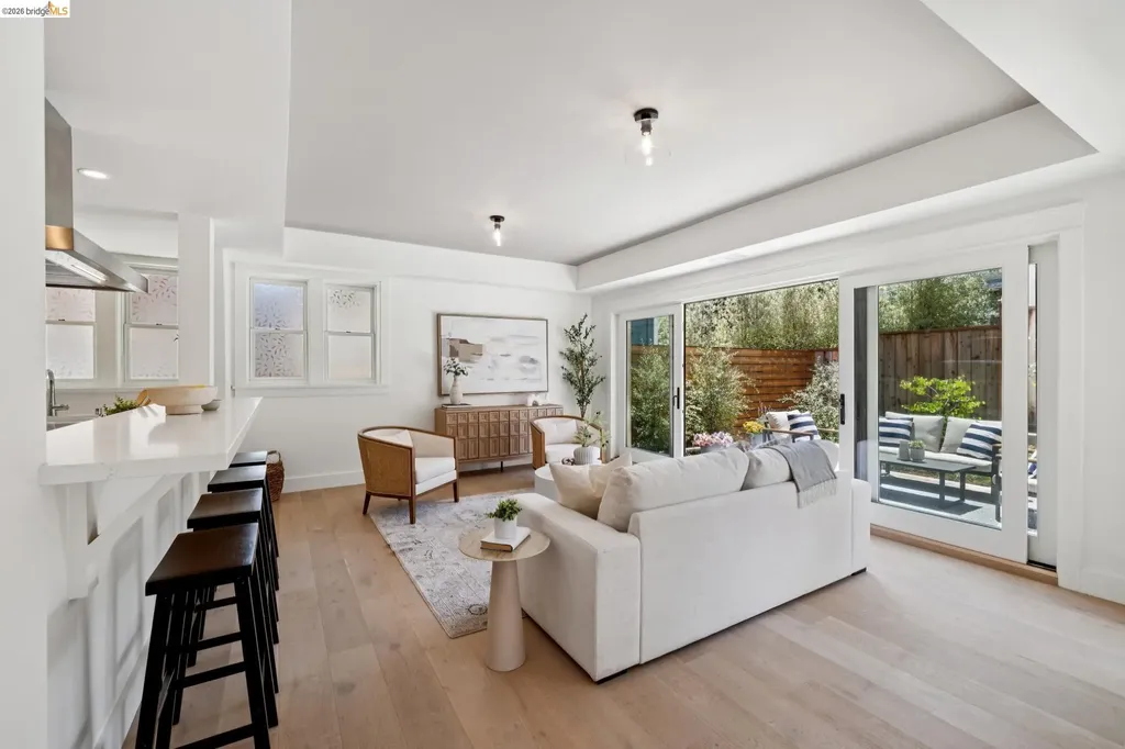 4430 Howe Street Oakland CA 94611