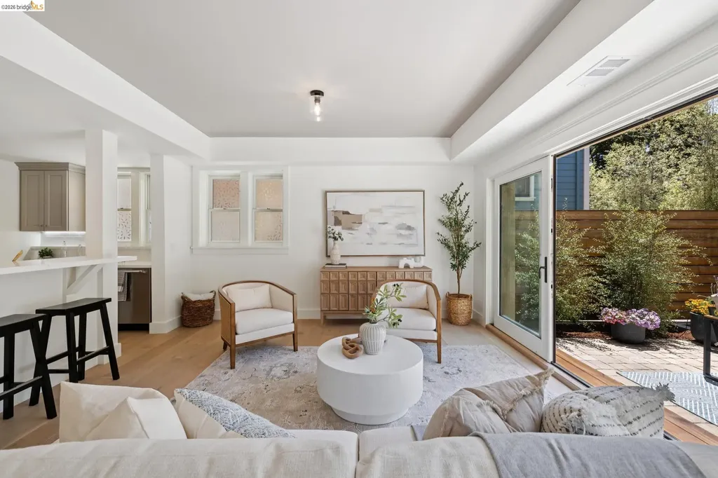 4430 Howe Street Oakland CA 94611