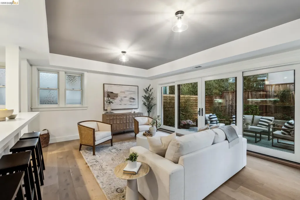 4430 Howe Street Oakland CA 94611