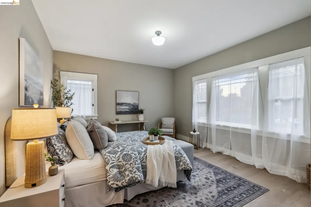 4430 Howe Street Oakland CA 94611