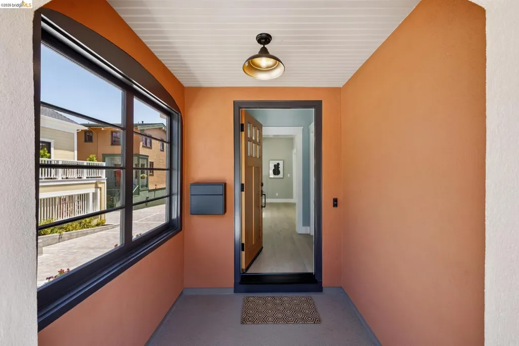 4430 Howe Street Oakland CA 94611