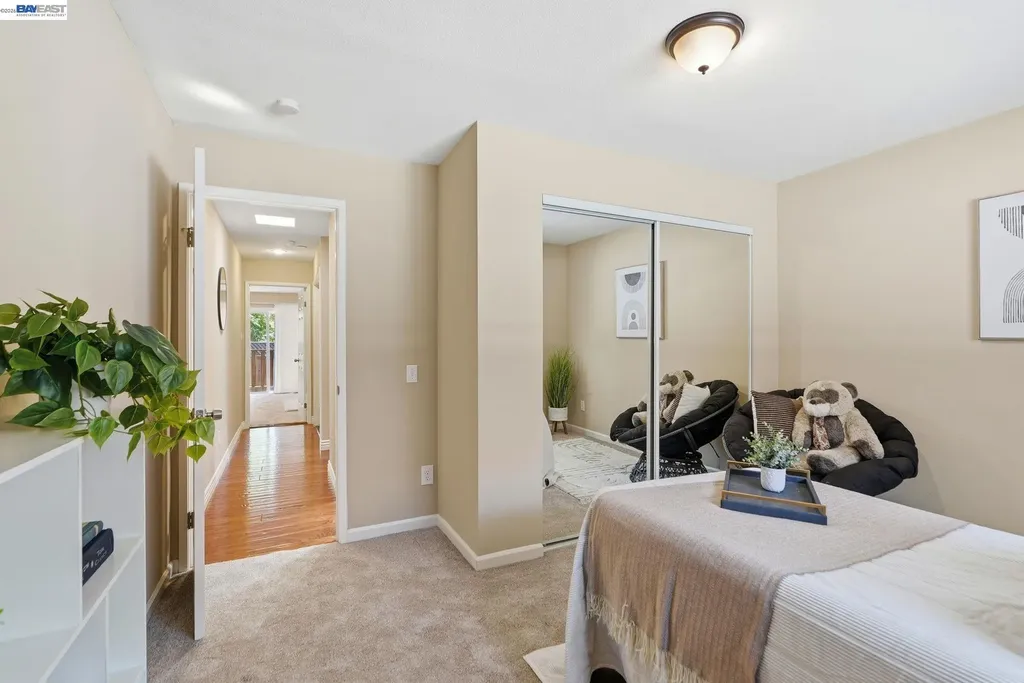 210 Amend Court El Sobrante CA 94803