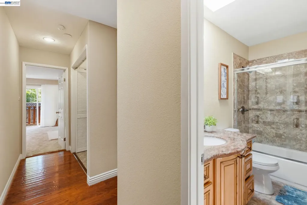 210 Amend Court El Sobrante CA 94803