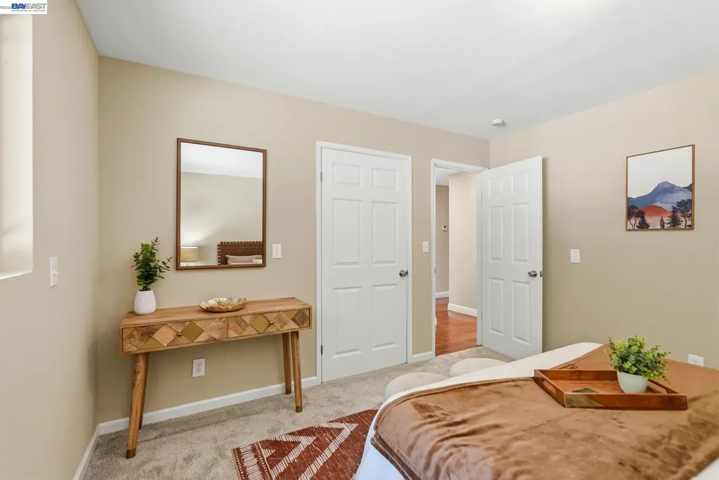210 Amend Court El Sobrante CA 94803