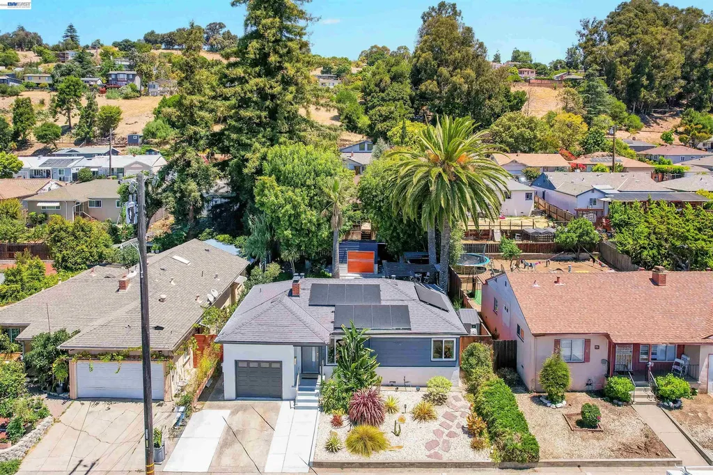 25826 Bryn Mawr Avenue Hayward CA 94542