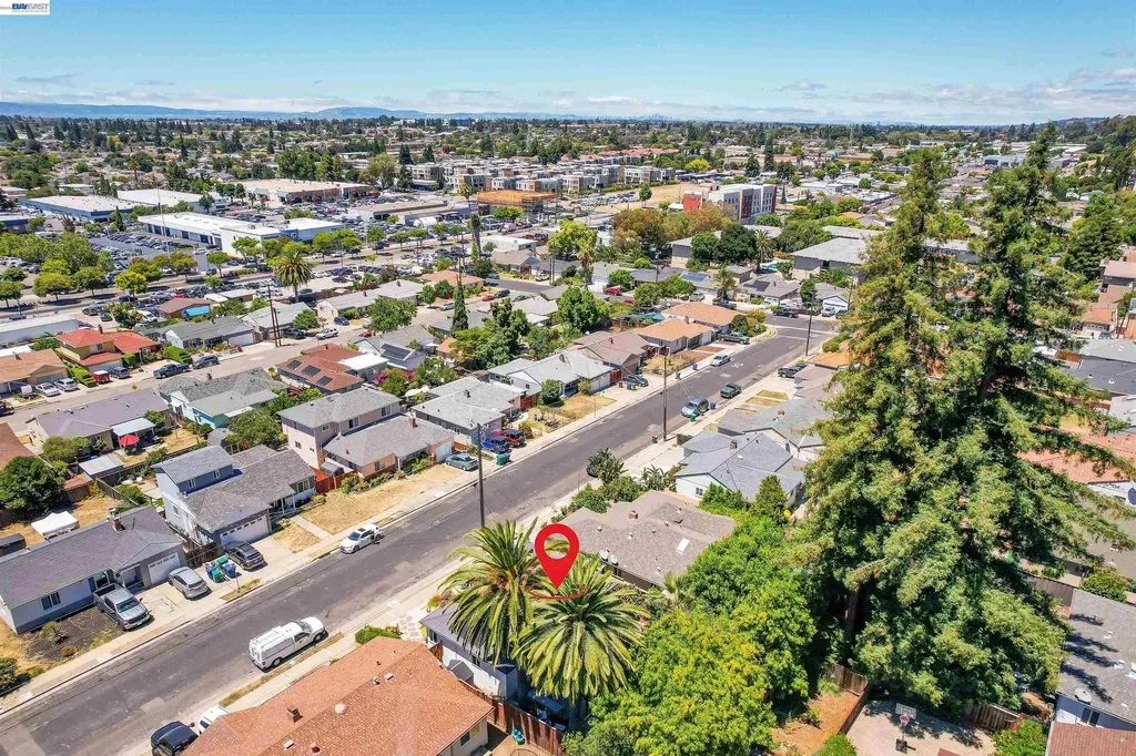 25826 Bryn Mawr Avenue Hayward CA 94542