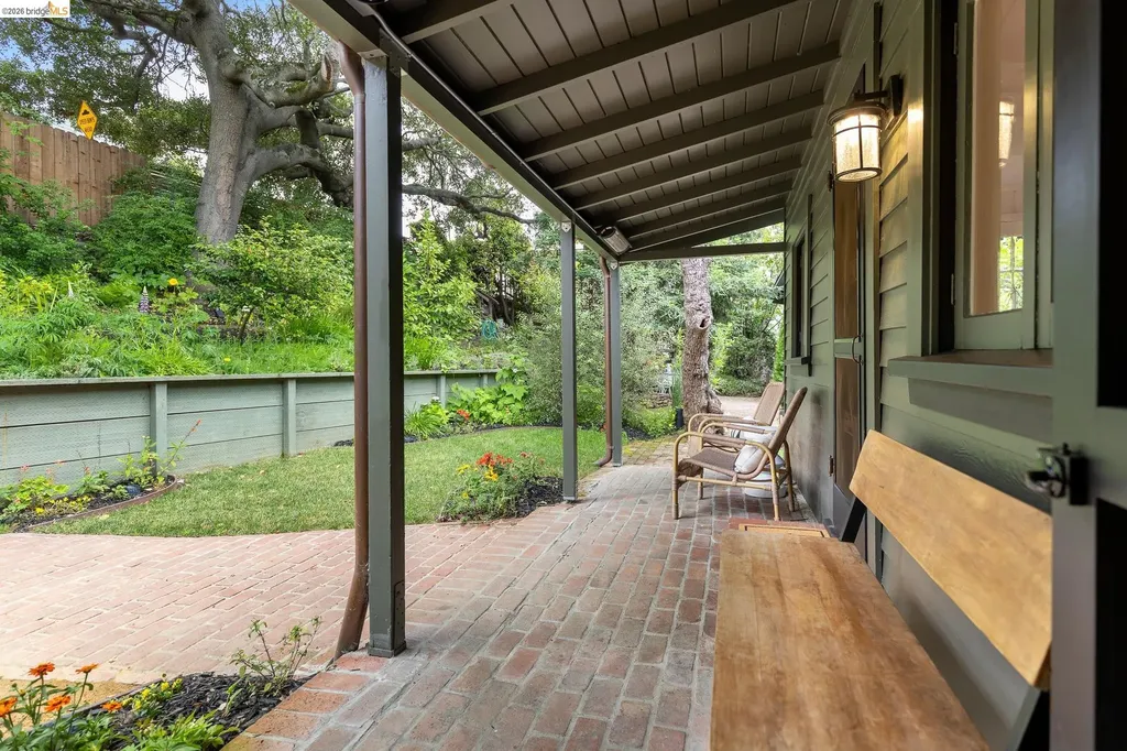 1101 Mountain Boulevard Oakland CA 94611