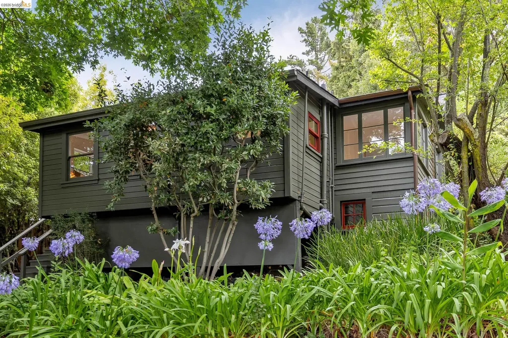 1101 Mountain Boulevard Oakland CA 94611