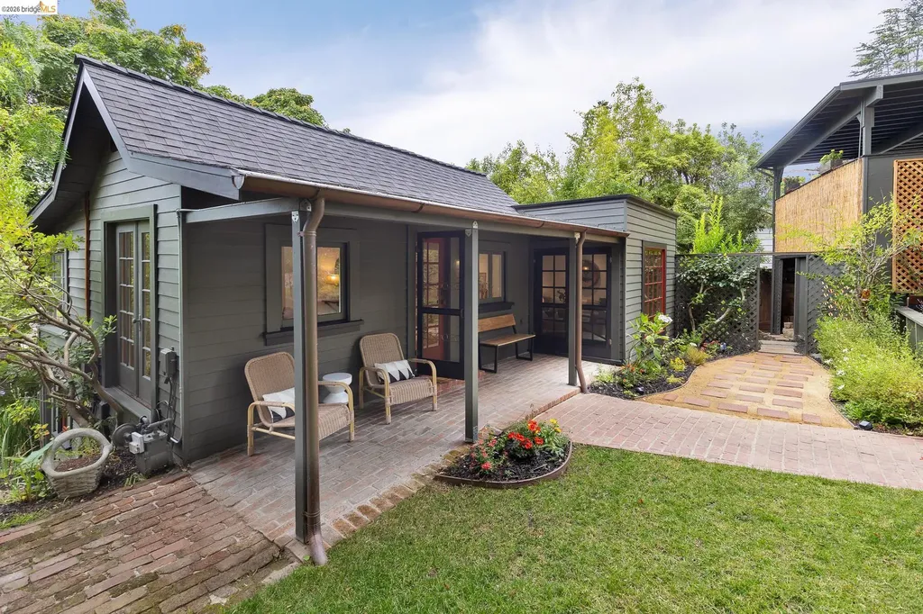 1101 Mountain Boulevard Oakland CA 94611