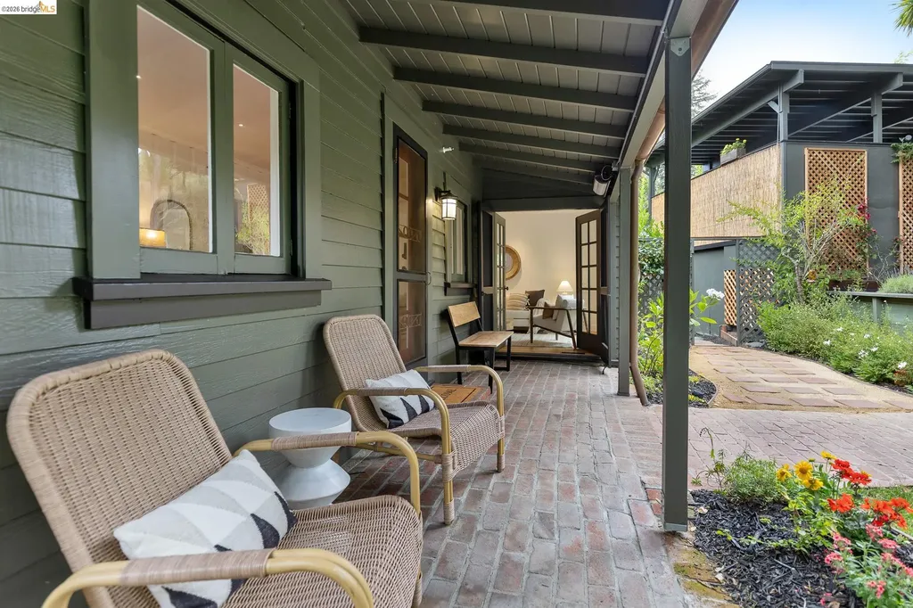 1101 Mountain Boulevard Oakland CA 94611