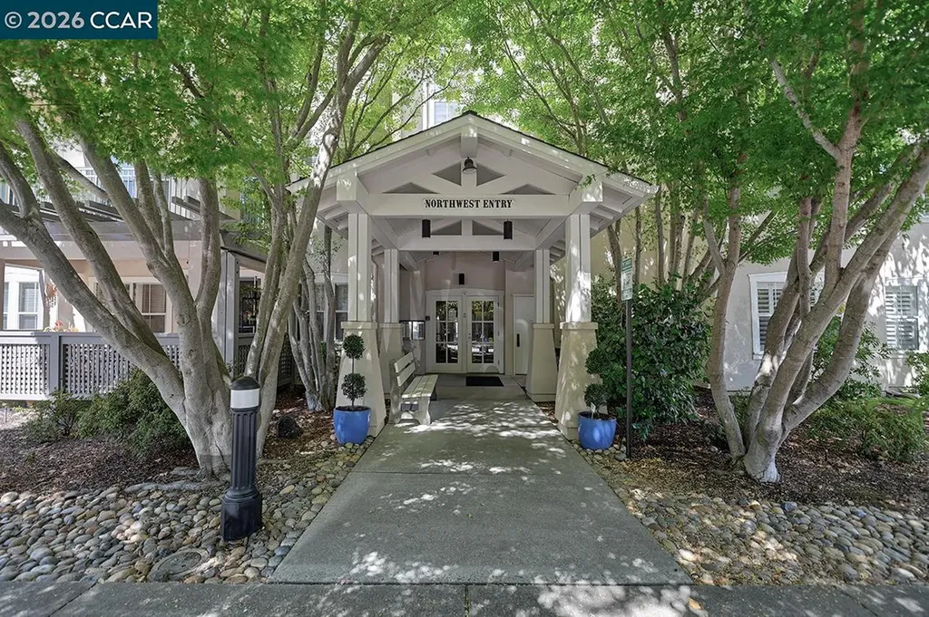 1840 Tice Creek Drive Walnut Creek CA 94595