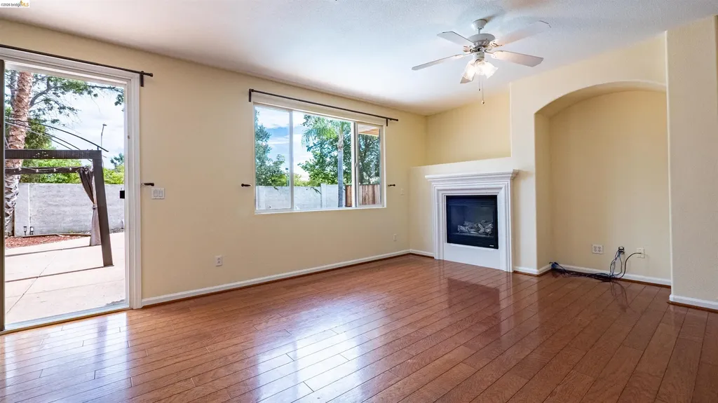 2017 Tioga Pass Way Antioch CA 94531