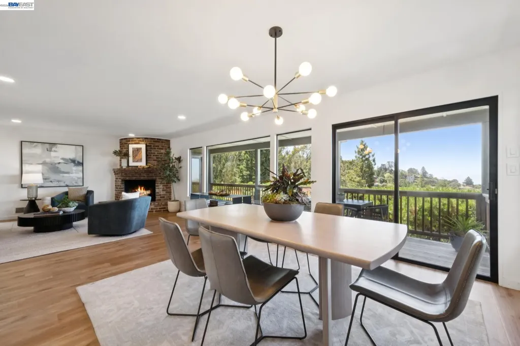 6957 Armour Drive Oakland CA 94611