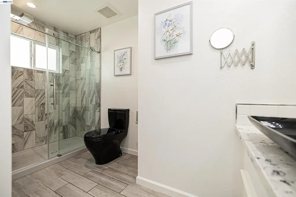 3060 Todd Court Castro Valley CA 94546