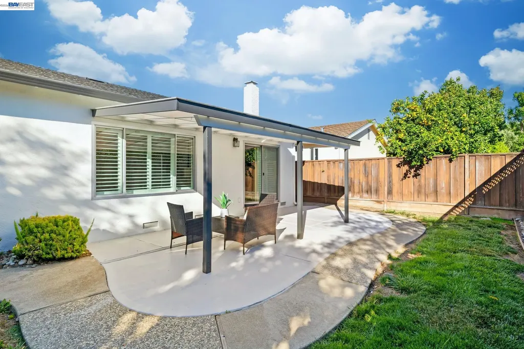35597 Galen Place Fremont CA 94536