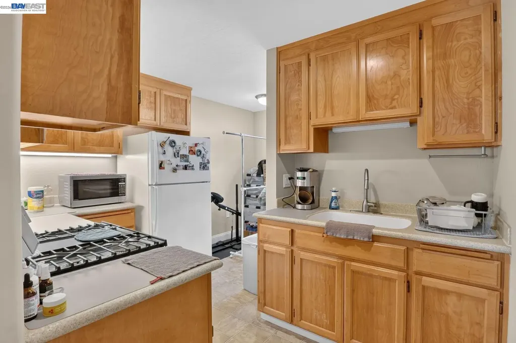 20843 Chester Street Castro Valley CA 94546
