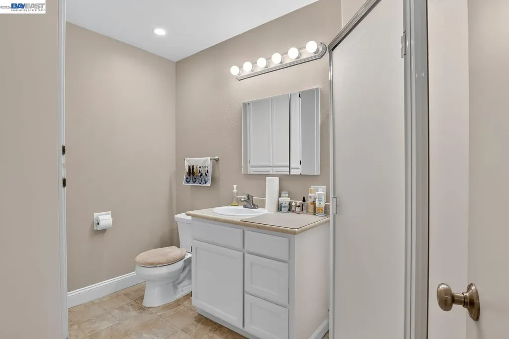 20843 Chester Street Castro Valley CA 94546