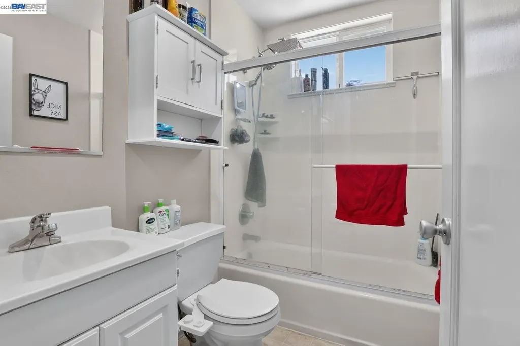 20843 Chester Street Castro Valley CA 94546