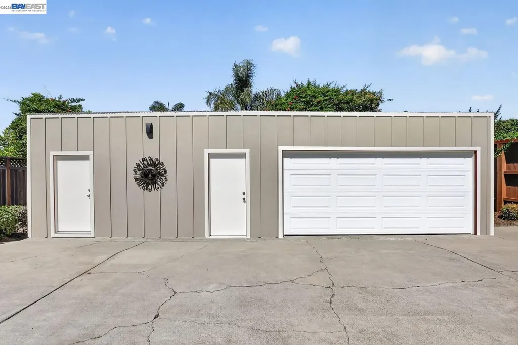 20843 Chester Street Castro Valley CA 94546