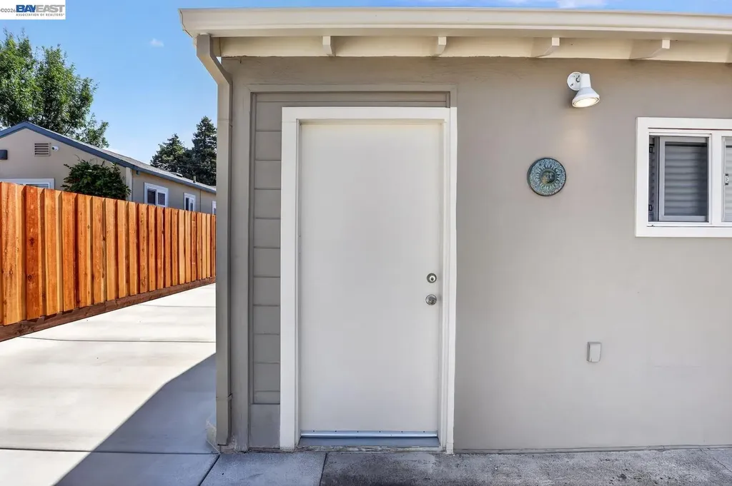 20843 Chester Street Castro Valley CA 94546