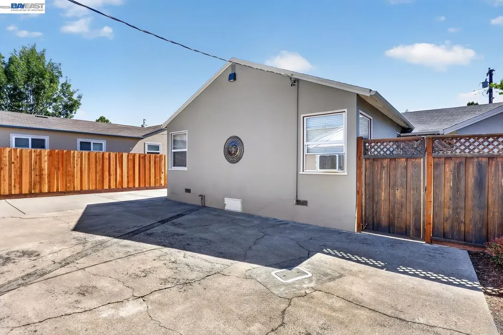 20843 Chester Street Castro Valley CA 94546