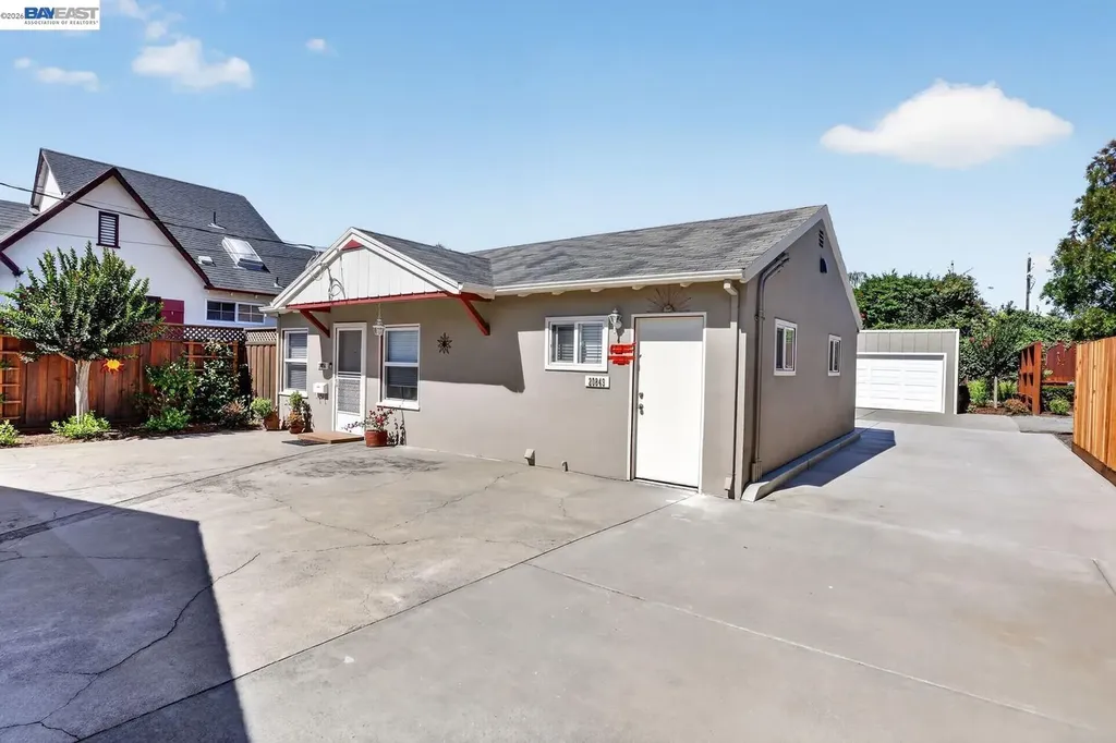 20843 Chester Street Castro Valley CA 94546