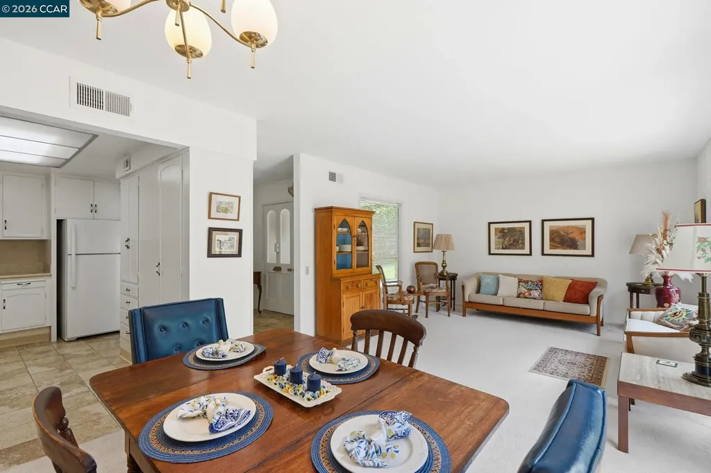 2424 Tice Creek Drive Walnut Creek CA 94595
