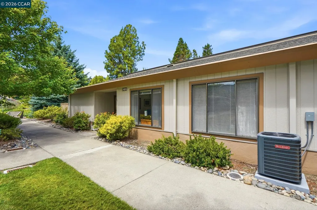 2424 Tice Creek Drive Walnut Creek CA 94595