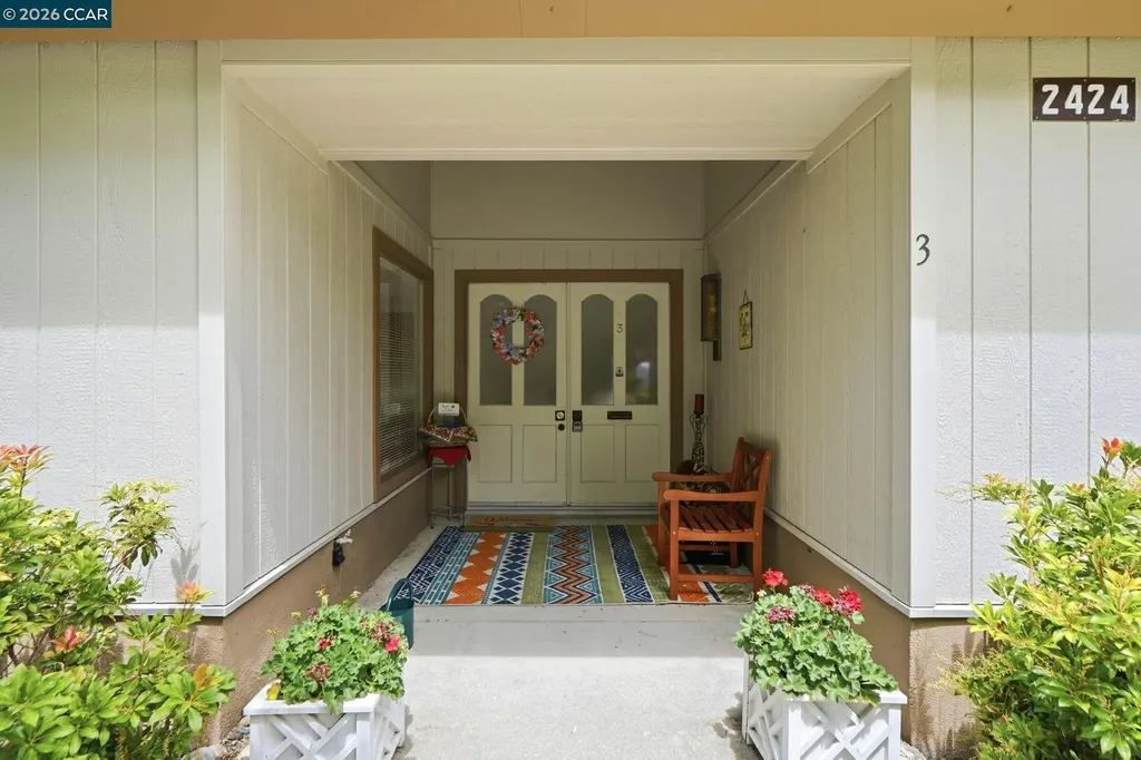 2424 Tice Creek Drive Walnut Creek CA 94595