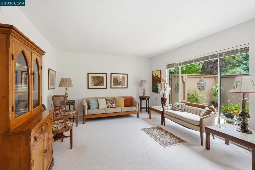 2424 Tice Creek Drive Walnut Creek CA 94595