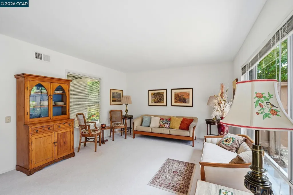 2424 Tice Creek Drive Walnut Creek CA 94595