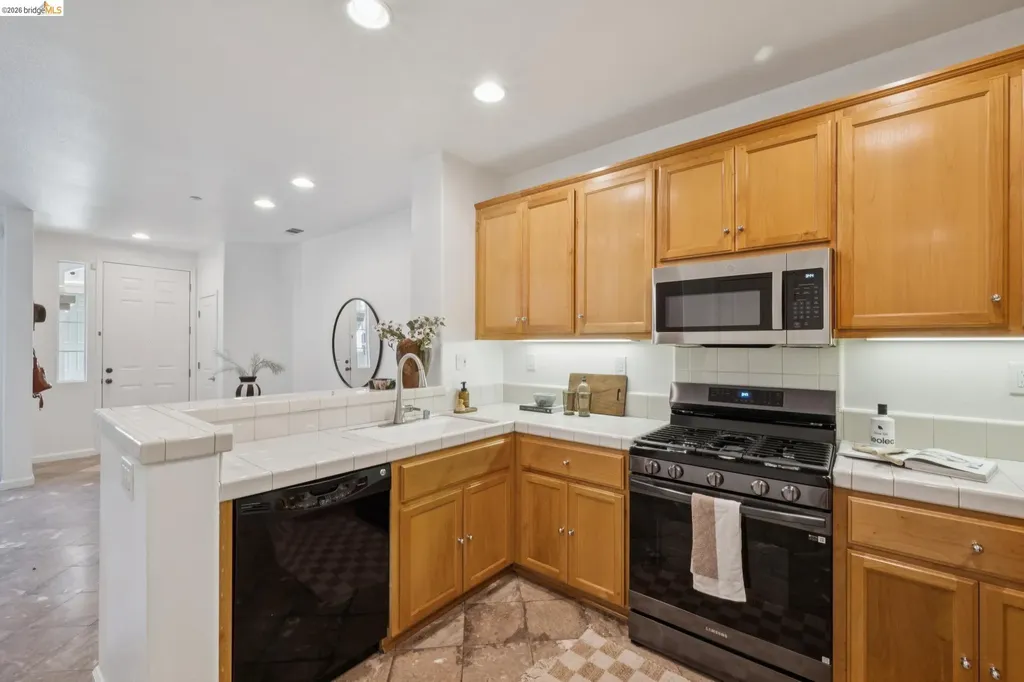 115 Carmel Street San Pablo CA 94806