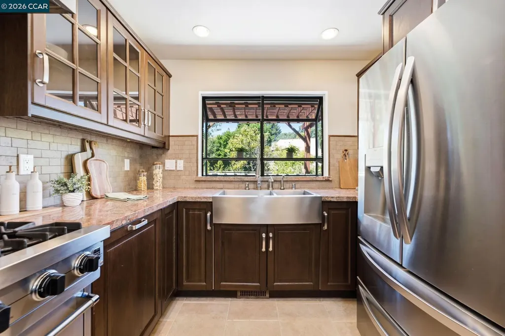1979 Charmstone Court Walnut Creek CA 94595