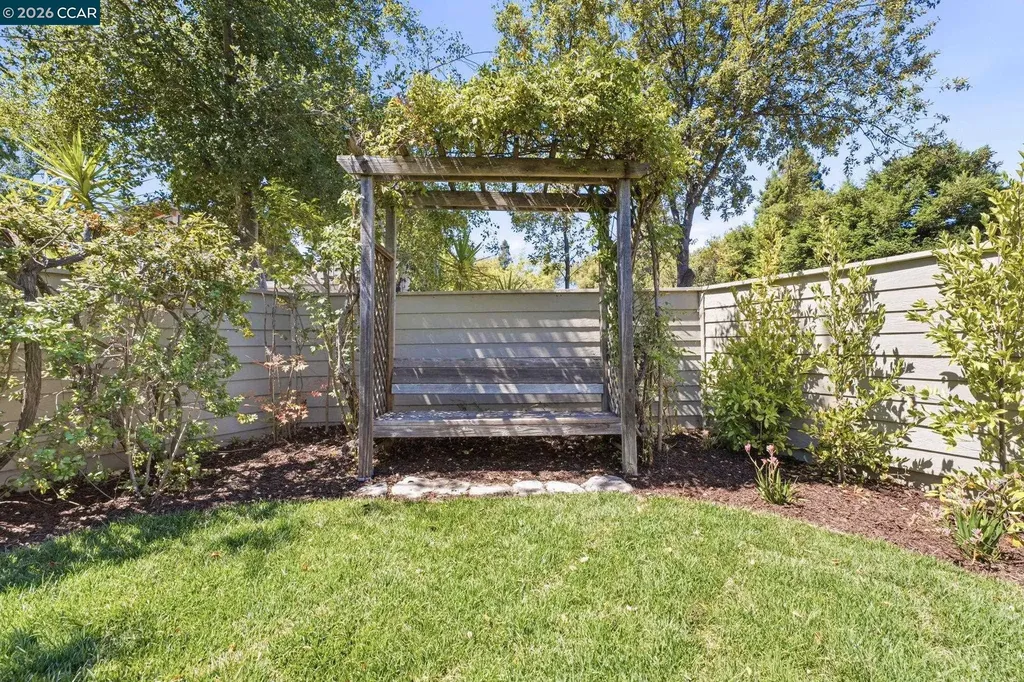 1979 Charmstone Court Walnut Creek CA 94595