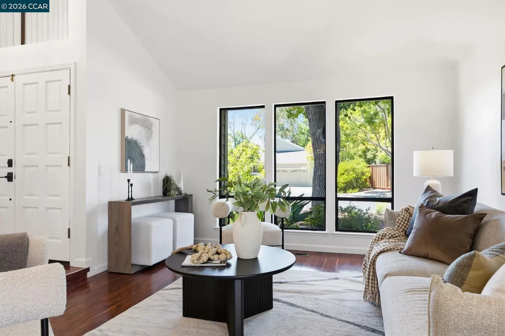 1979 Charmstone Court Walnut Creek CA 94595