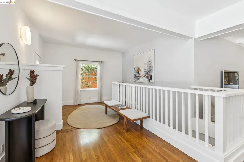 98 Montell Street Oakland CA 94611