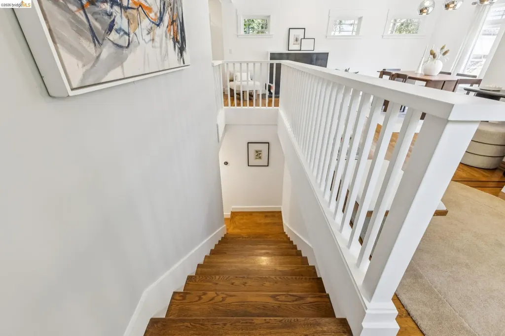 98 Montell Street Oakland CA 94611