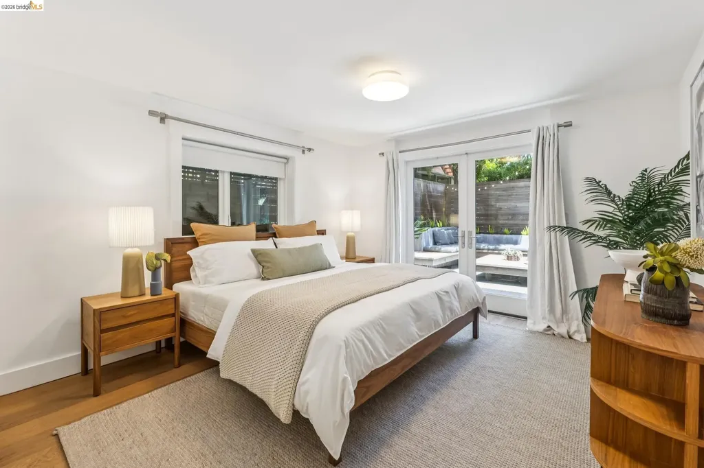 98 Montell Street Oakland CA 94611