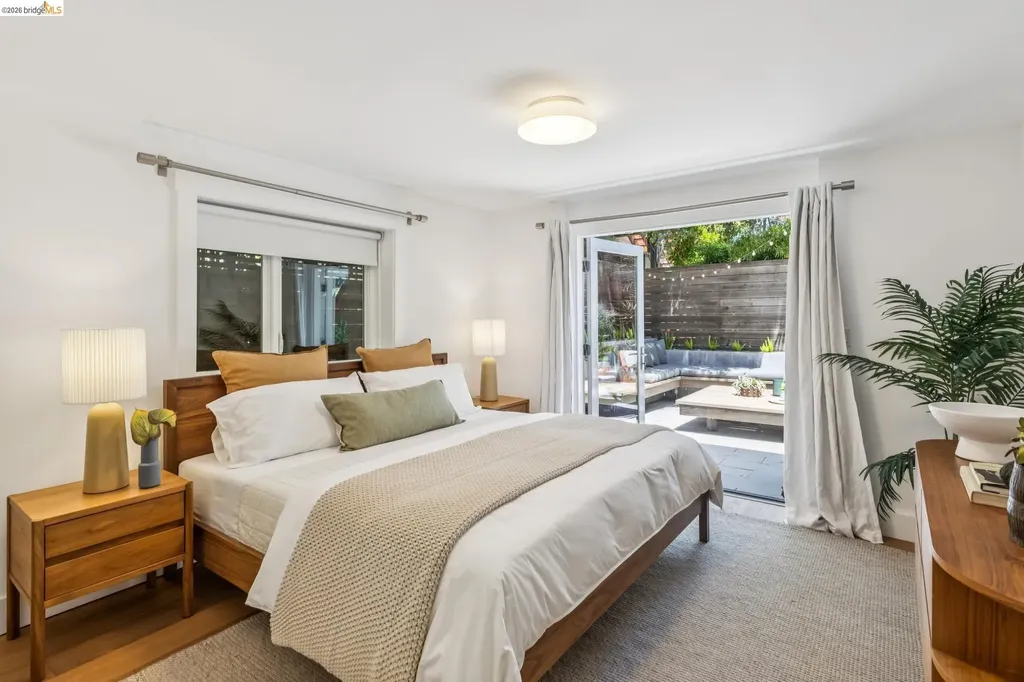 98 Montell Street Oakland CA 94611