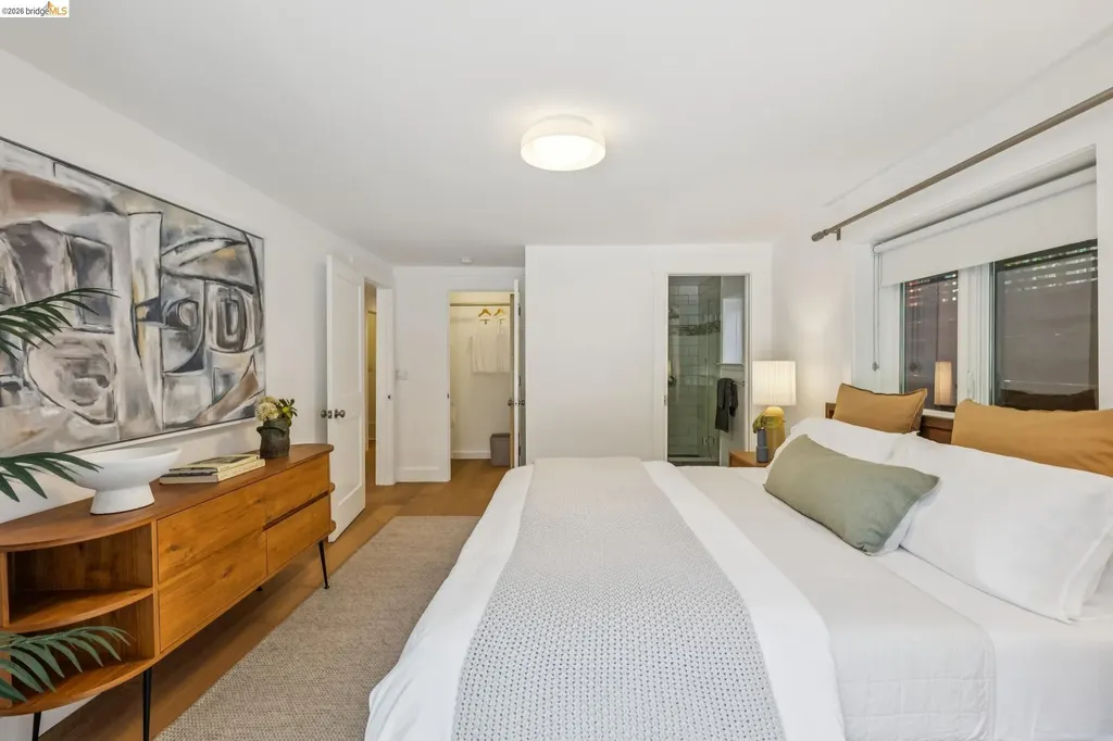 98 Montell Street Oakland CA 94611