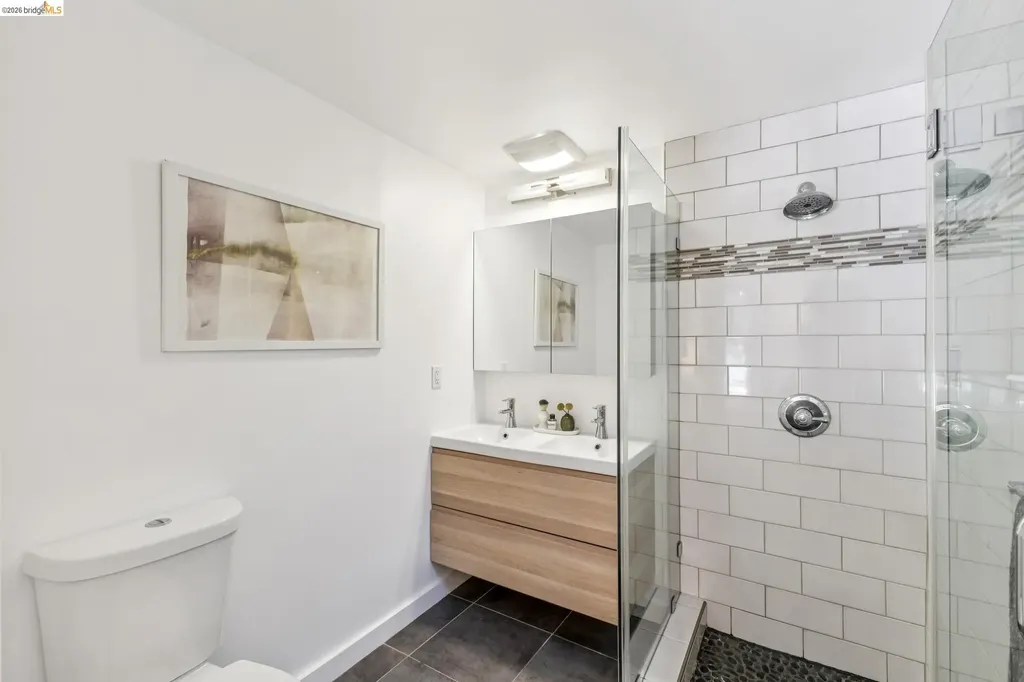 98 Montell Street Oakland CA 94611