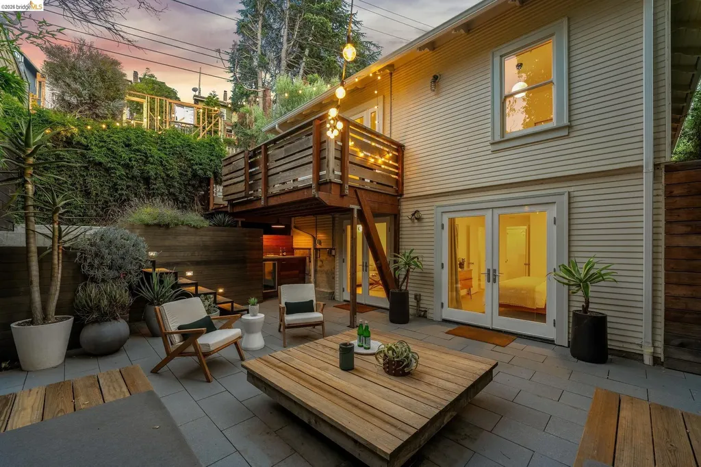 98 Montell Street Oakland CA 94611