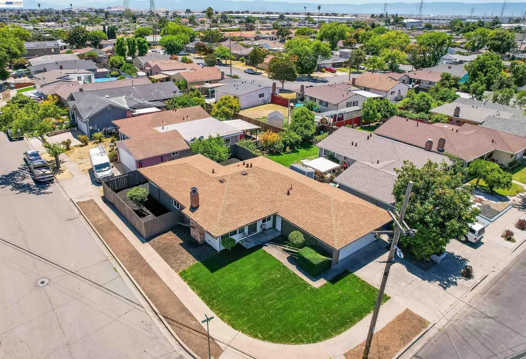 2610 Hawthorne Avenue Hayward CA 94545
