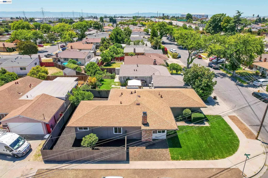2610 Hawthorne Avenue Hayward CA 94545