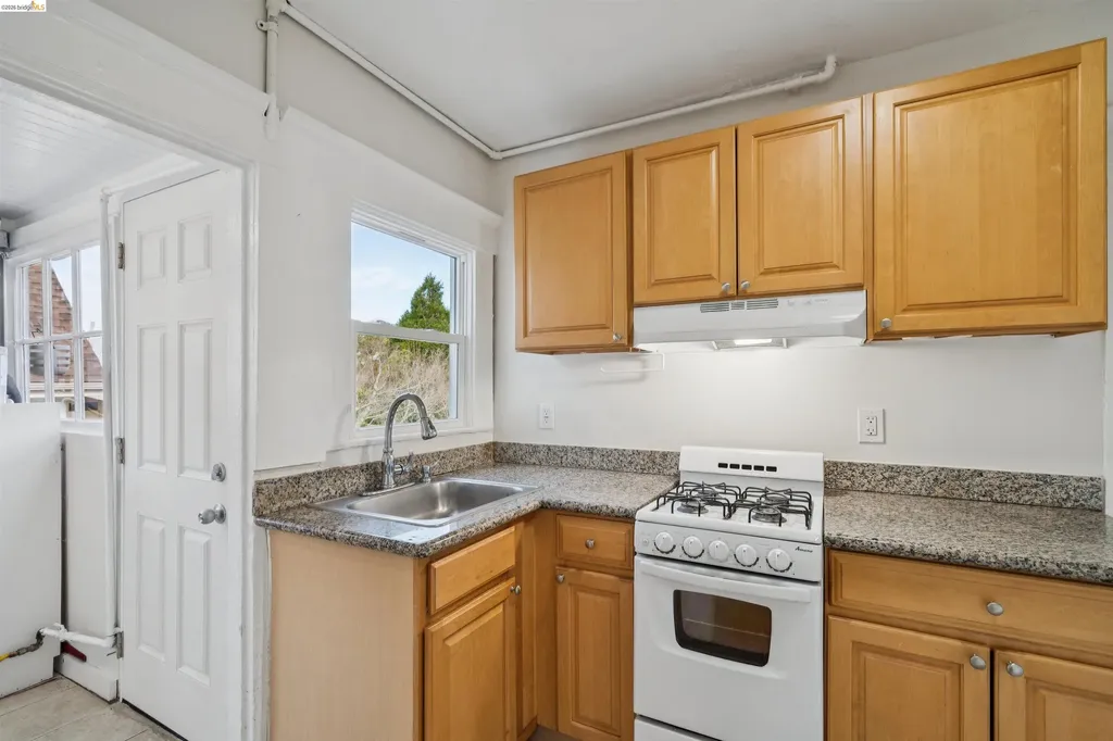 2923 Wheeler Street Berkeley CA 94705