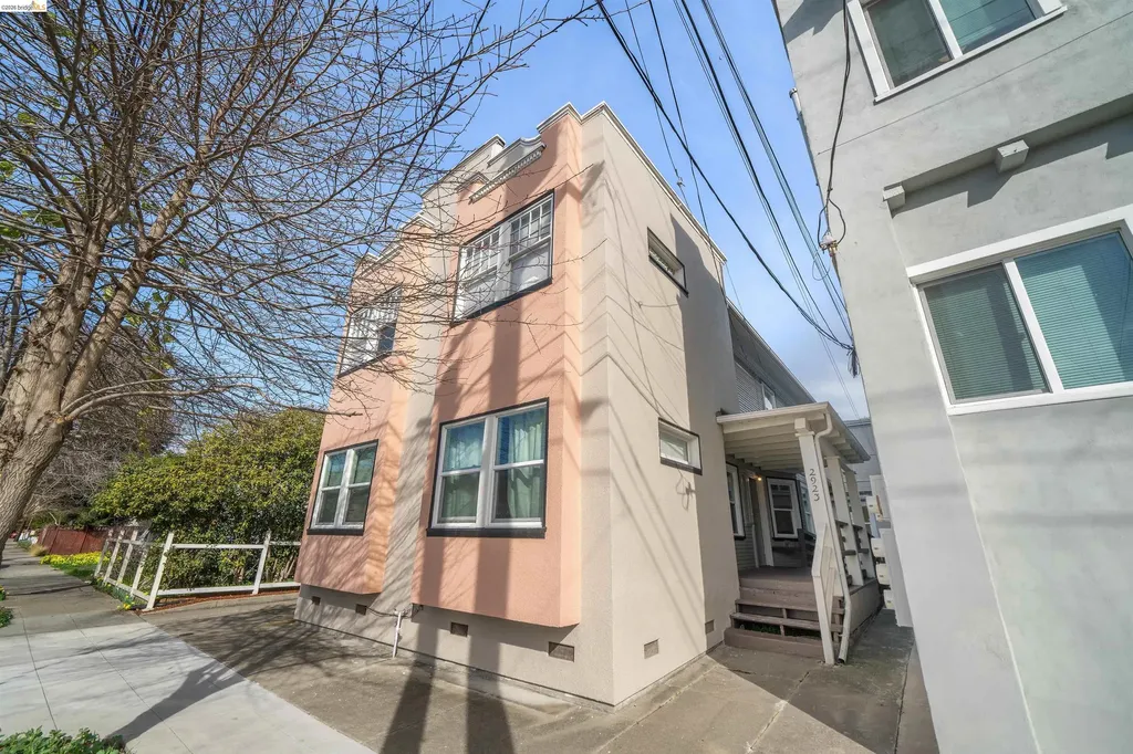 2923 Wheeler Street Berkeley CA 94705