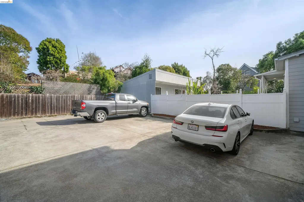 2923 Wheeler Street Berkeley CA 94705
