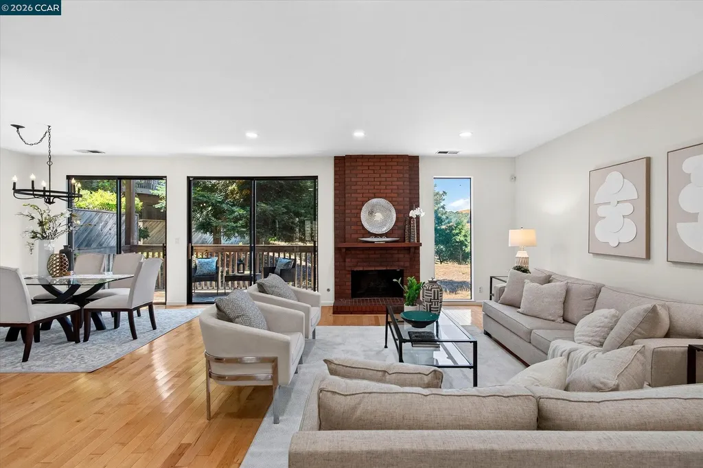 1989 Robin Ridge Court Walnut Creek CA 94597
