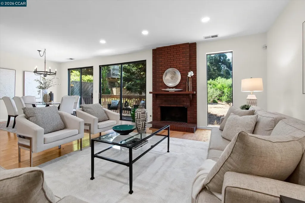 1989 Robin Ridge Court Walnut Creek CA 94597